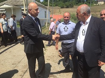 Azər Badamov qanunun tələblərini pozmaqla məşğuldur - FOTOLAR