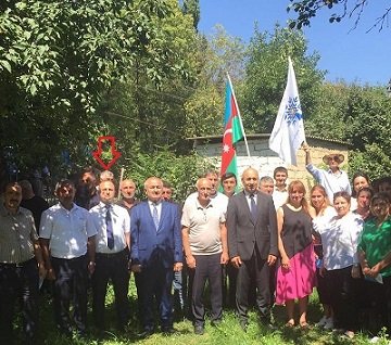Azər Badamov qanunun tələblərini pozmaqla məşğuldur - FOTOLAR